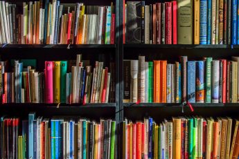 Cultural Values in Islam: Encouragement to Seeking Knowledge